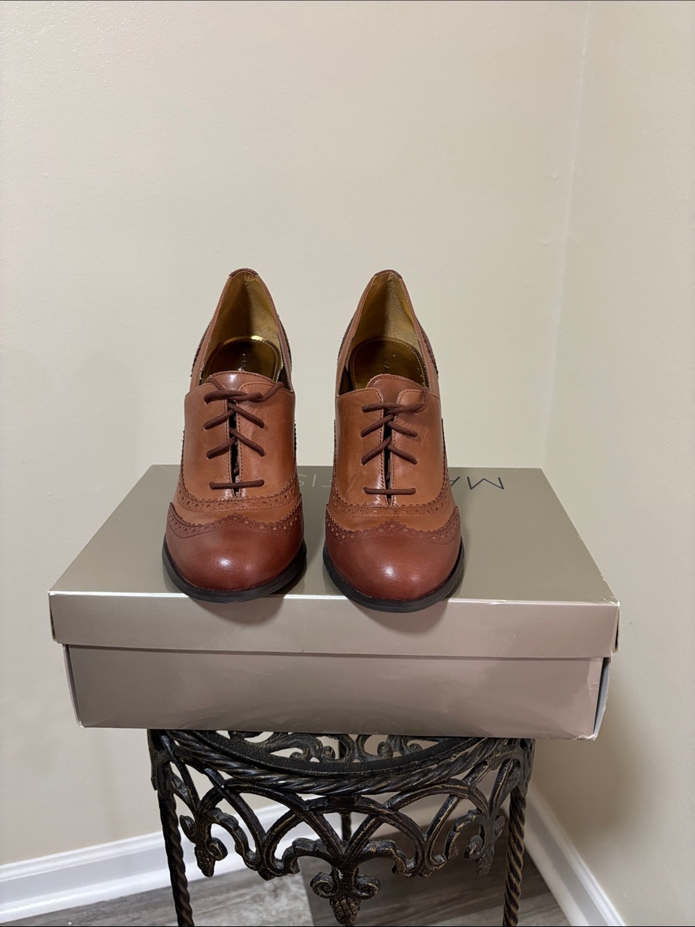 Marc Fisher Leather Lace-Up Oxford Heels in Cognac - Picture 2 of 6